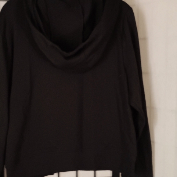 DKNY-Sweater - NEW - Faux fur front -  60% Cotton/poly blend back - XL - Picture 8 of 8